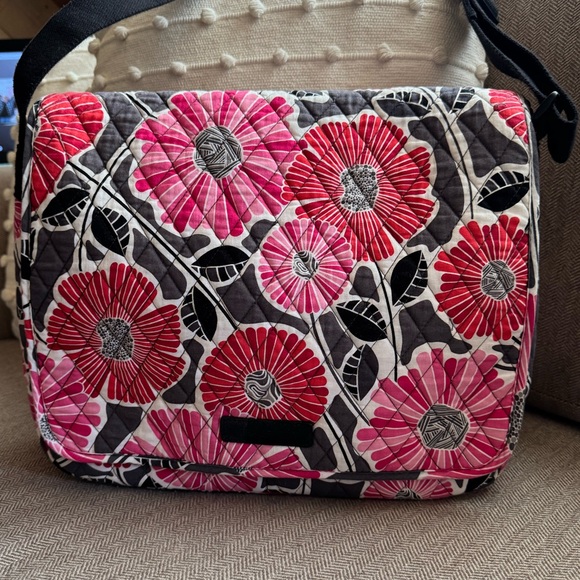 Vera Bradley “Cherry Blossom” Large Messenger/Laptop bag - Picture 2 of 13